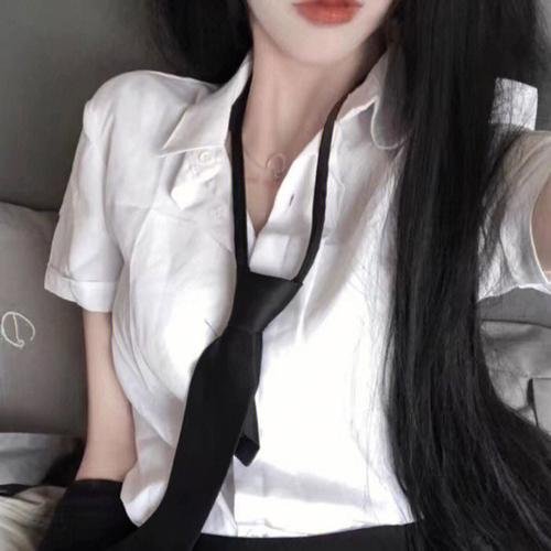 春色满绿波